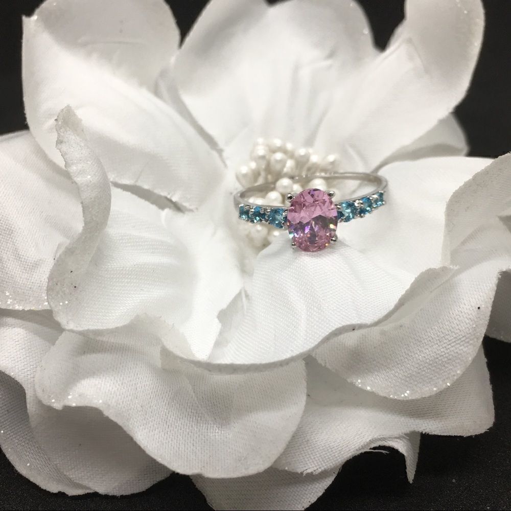 Pink/Blue crystal ring